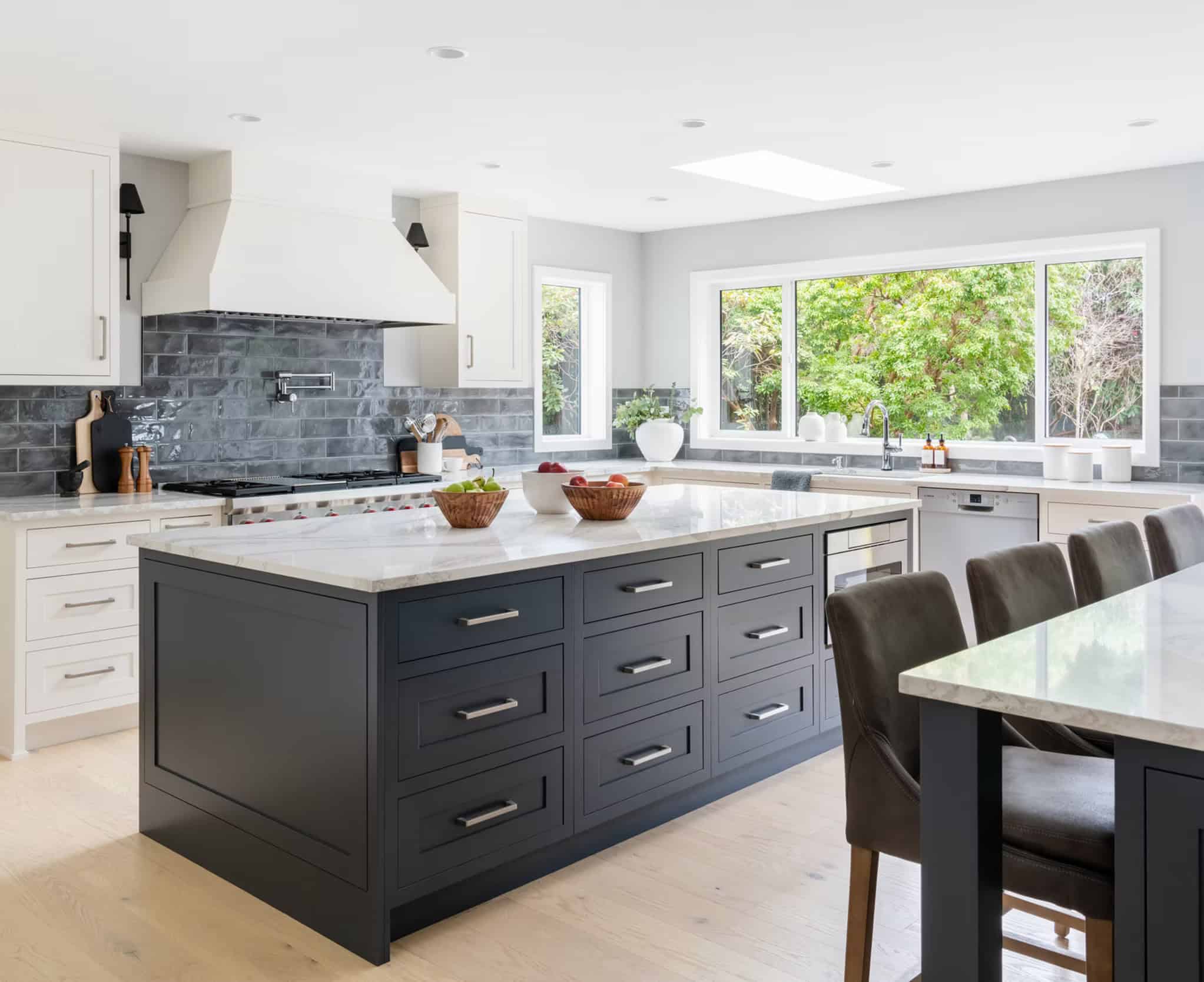 Modern kitchen in a White Wolf Homes custom home.